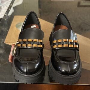 MIA Black and Tan Women's Loafers